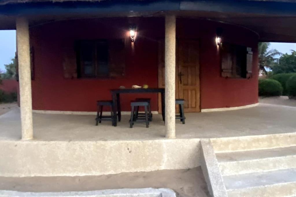 Case Beach Ngalou Sessene Ngoại thất bức ảnh