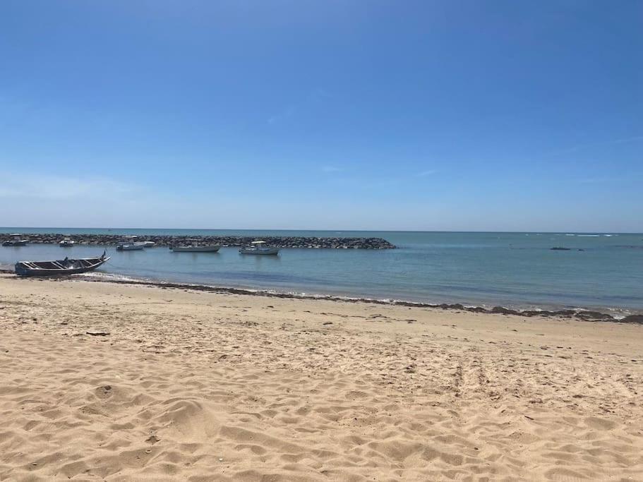 Case Beach Ngalou Sessene Ngoại thất bức ảnh